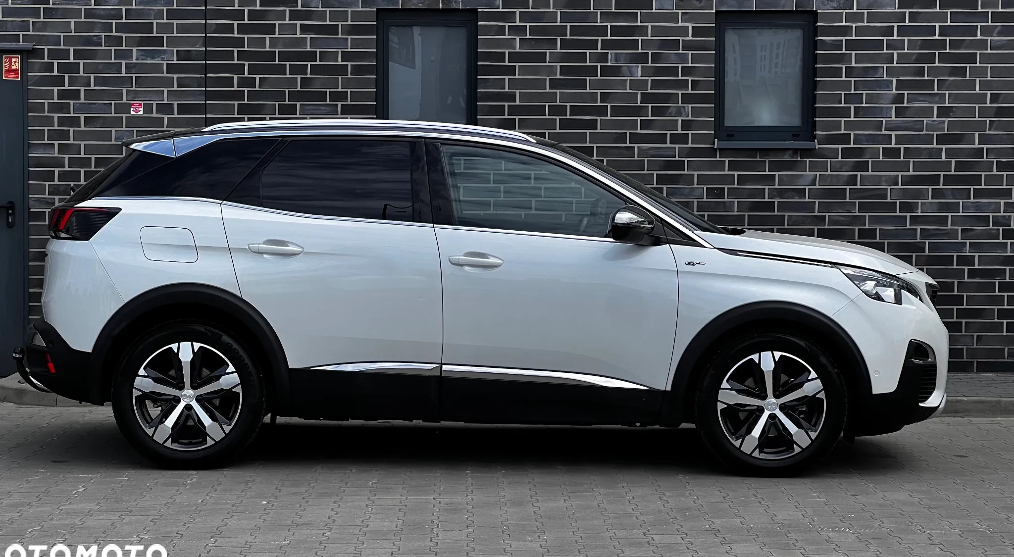 Peugeot 3008 cena 94900 przebieg: 107000, rok produkcji 2018 z Płock małe 781